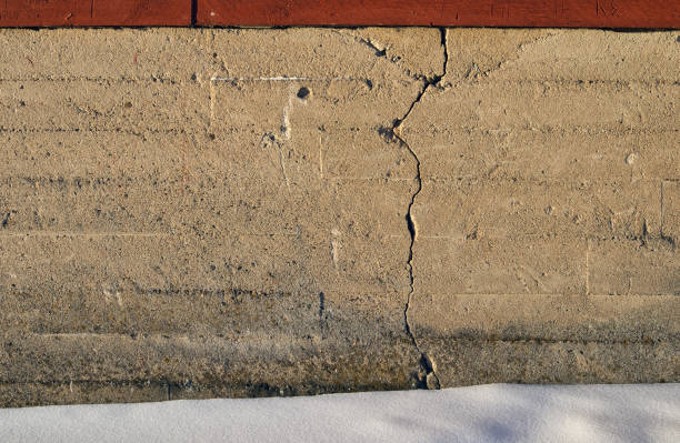 foundation crack. Capitol Neighborhood, St Paul, MN